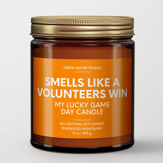 “Smells Like a Volunteers Win” Soy Candle – Apples + Maple Bourbon / 16 oz