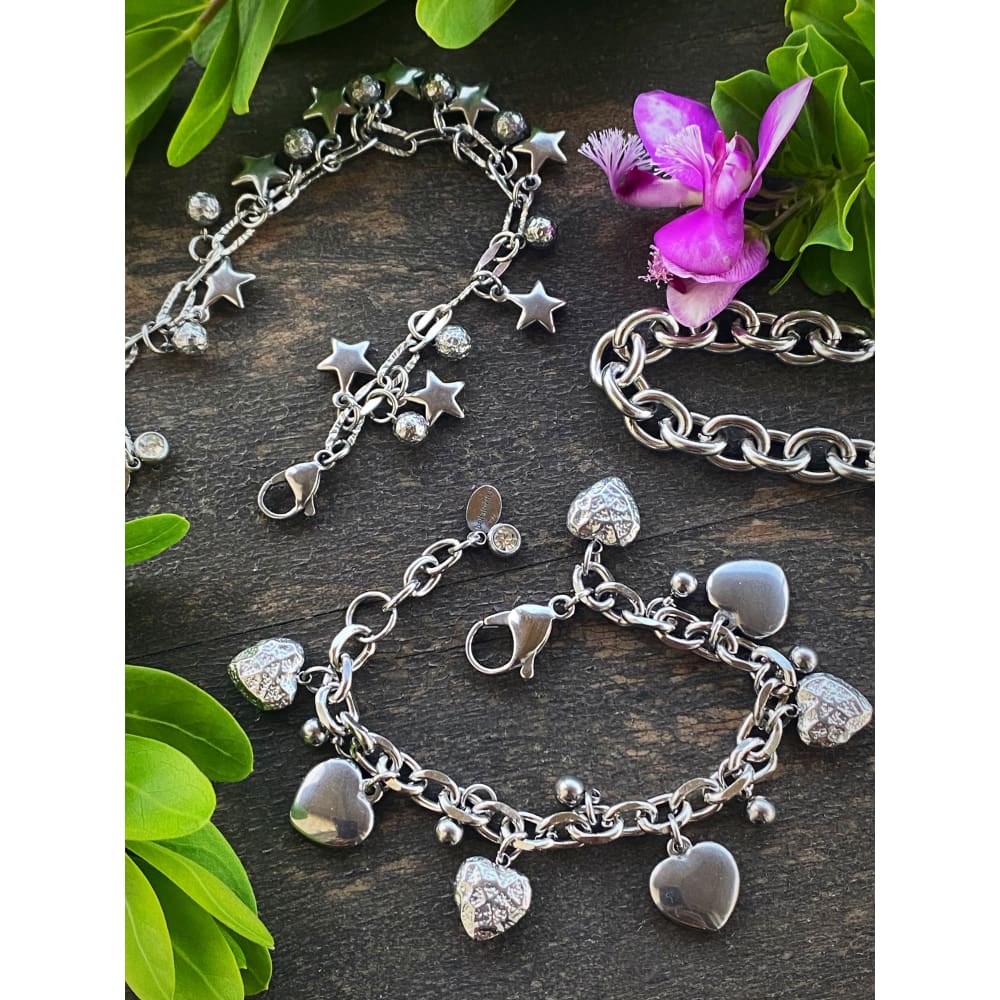 SOFIA HEART BRACELET