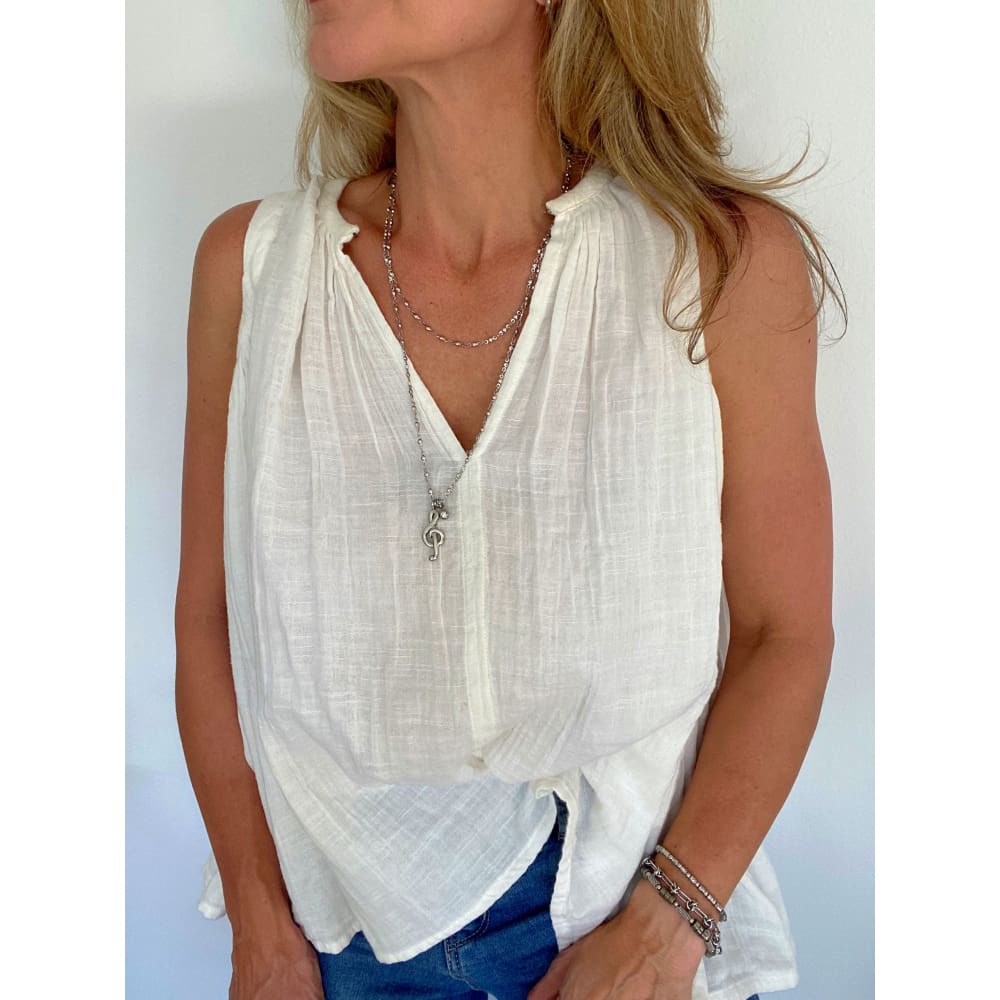 MUSICAL NOTE NECKLACE