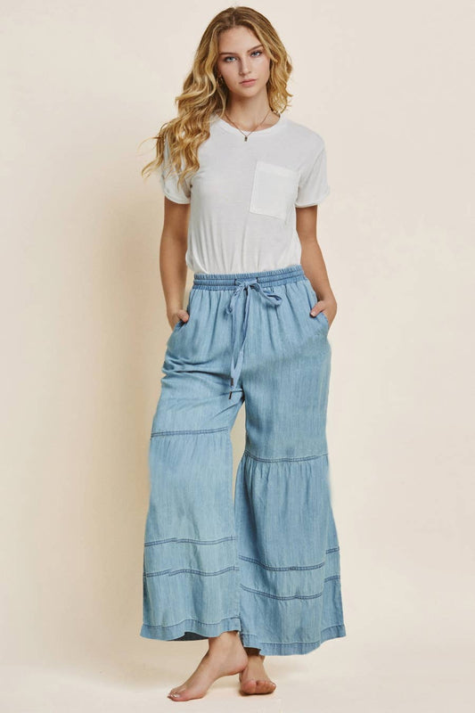 Plus Washed Denim Tiered Wide Leg Pants: Washed Chambray