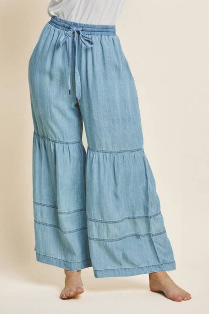 Plus Washed Denim Tiered Wide Leg Pants: Washed Chambray